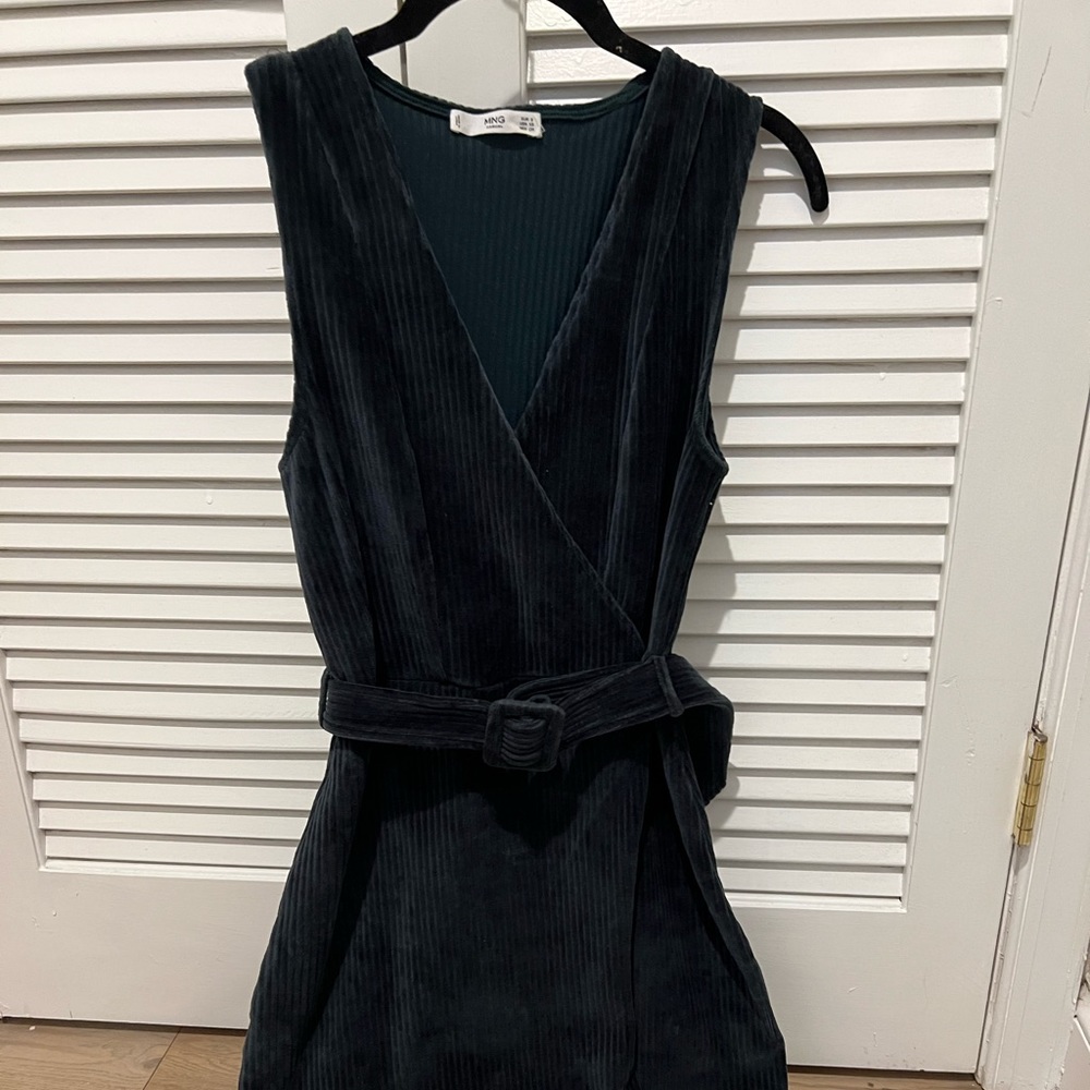 MANGO - velvet mini dress with belt